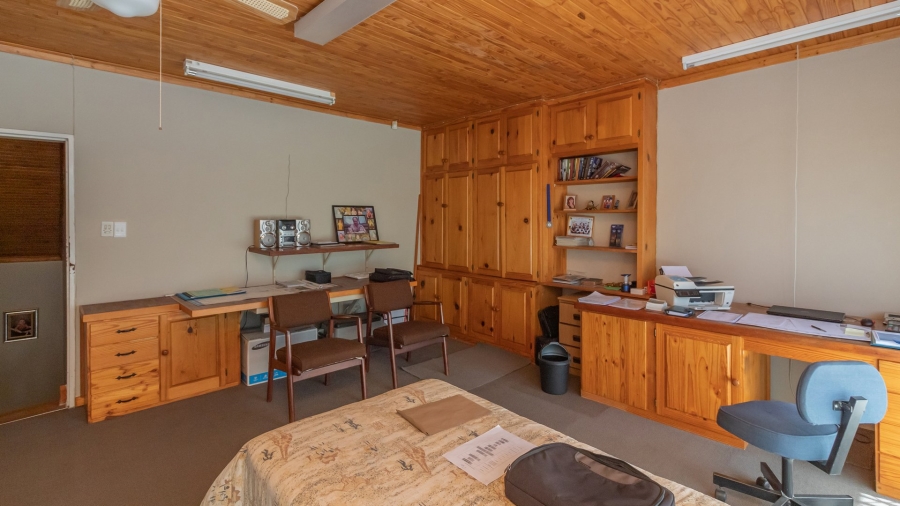 4 Bedroom Property for Sale in Suidrand Free State